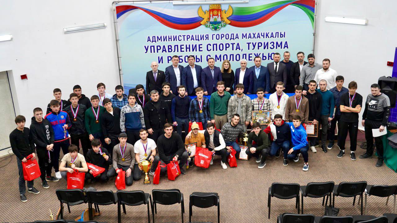 Награждение победителей и призеров кубка по мини-футболу