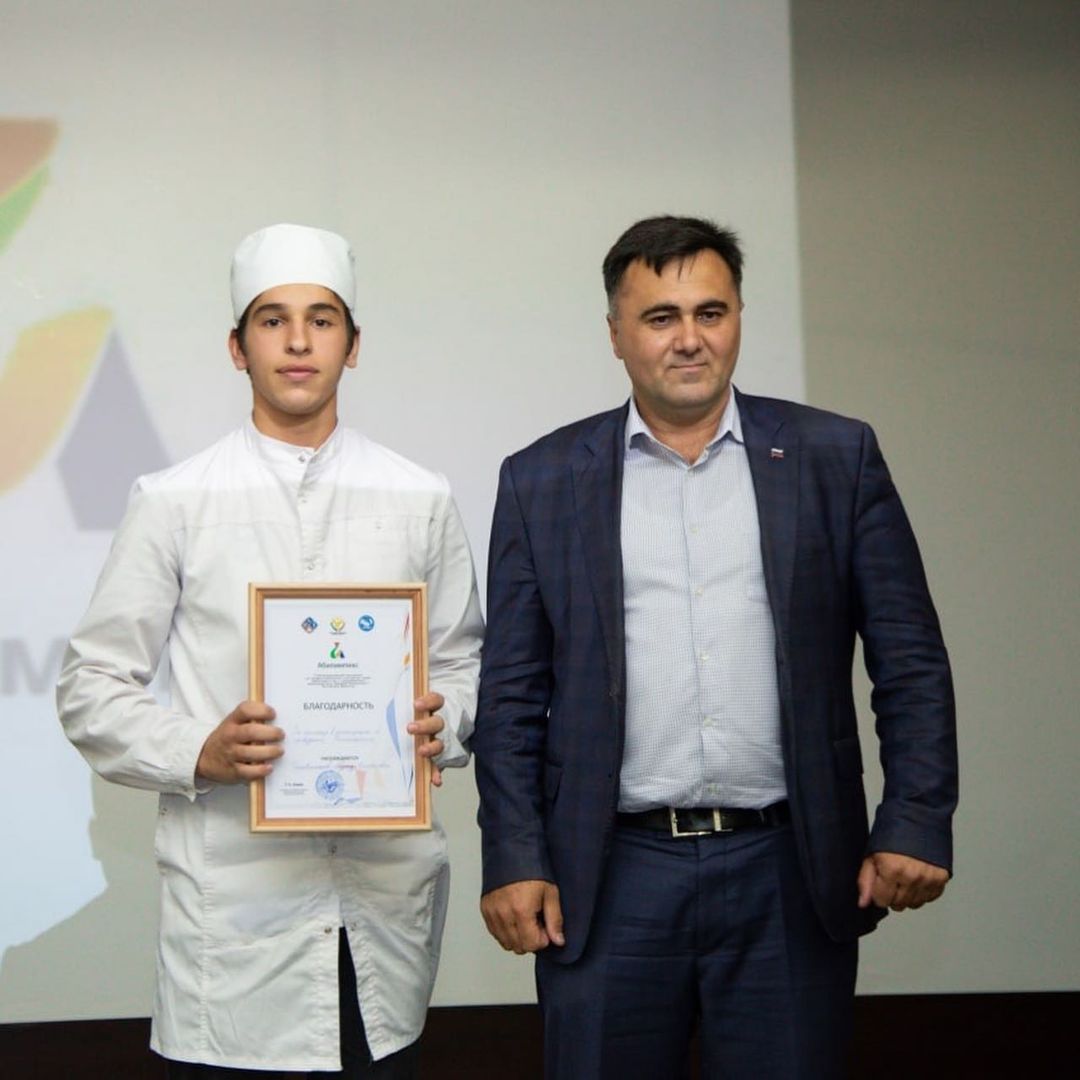 Награждение участницы и наставников