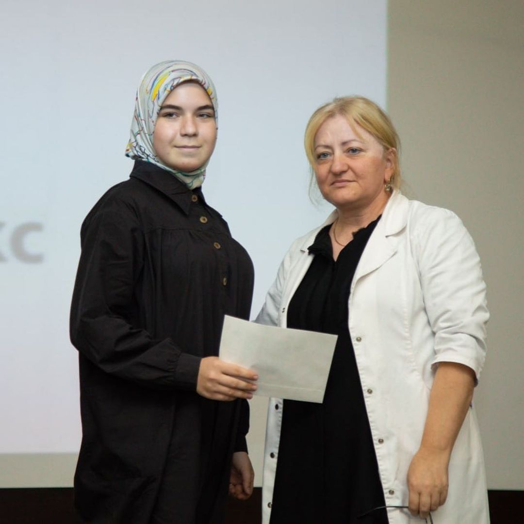 Награждение участницы и наставников