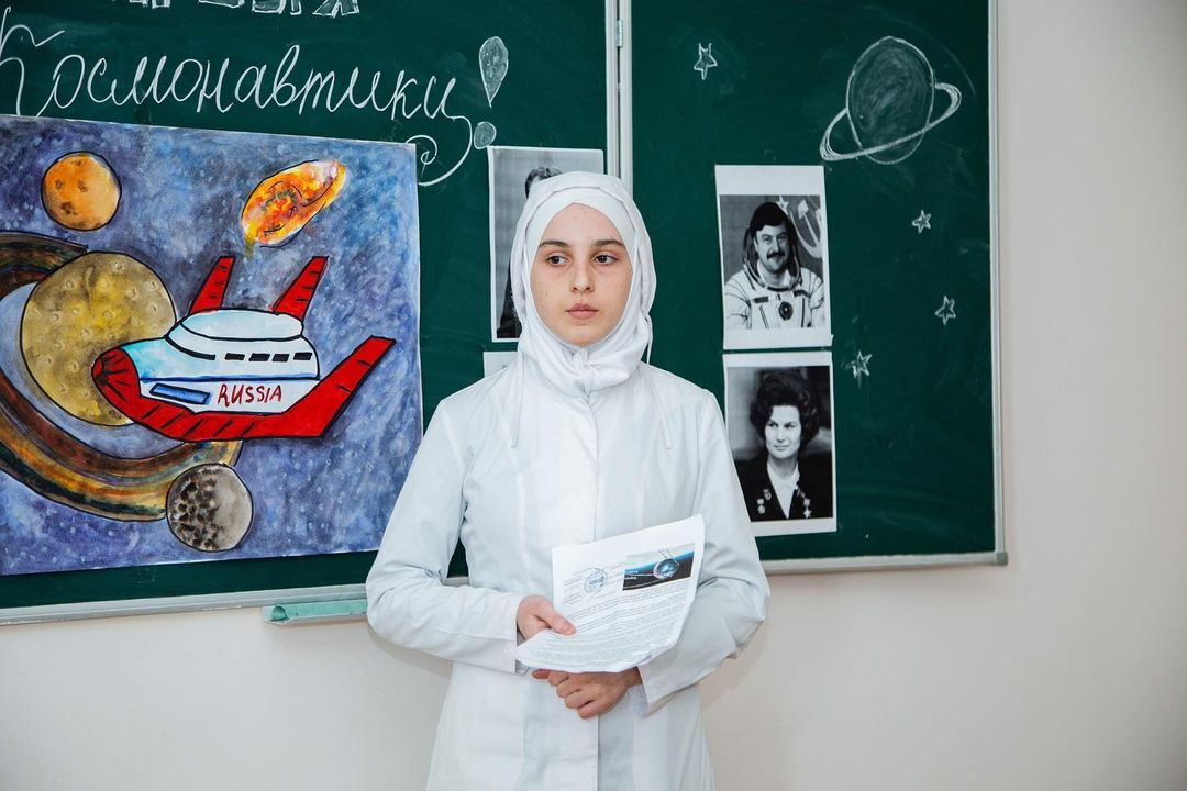 Открытое занятие «Космос- это мы» посвященное, ко Дню космонавтики.