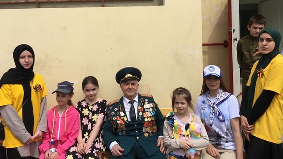 «Парад у дома Ветерана»