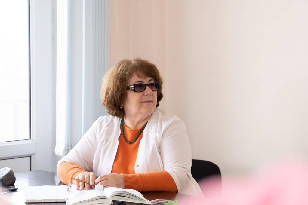 Преподаватель русского языка и литературы МК им. Башларова Селимова  Гюльнара  Абдулахадовна