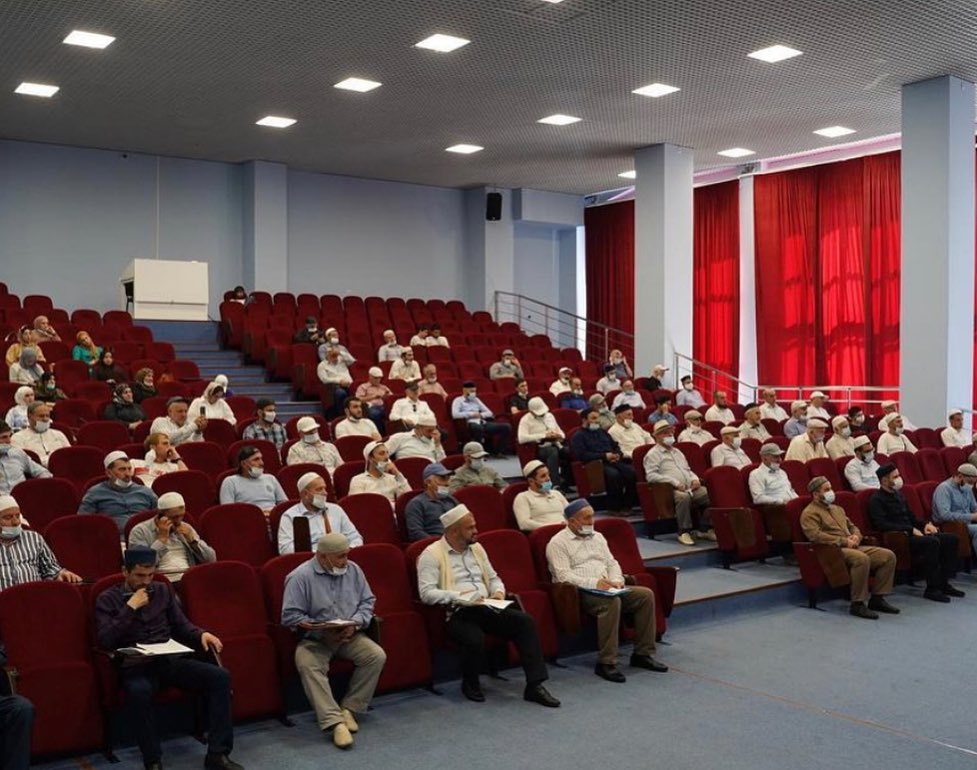 Презентации книг.