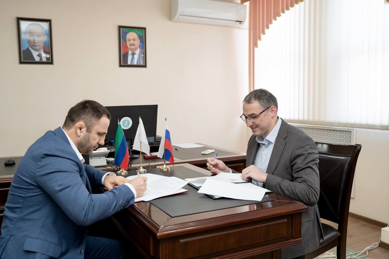 Состоялось подписание Соглашения о сотрудничестве между Управлением спорта, туризма и работы с молодежью Администрации г. Махачкалы и МКИБ