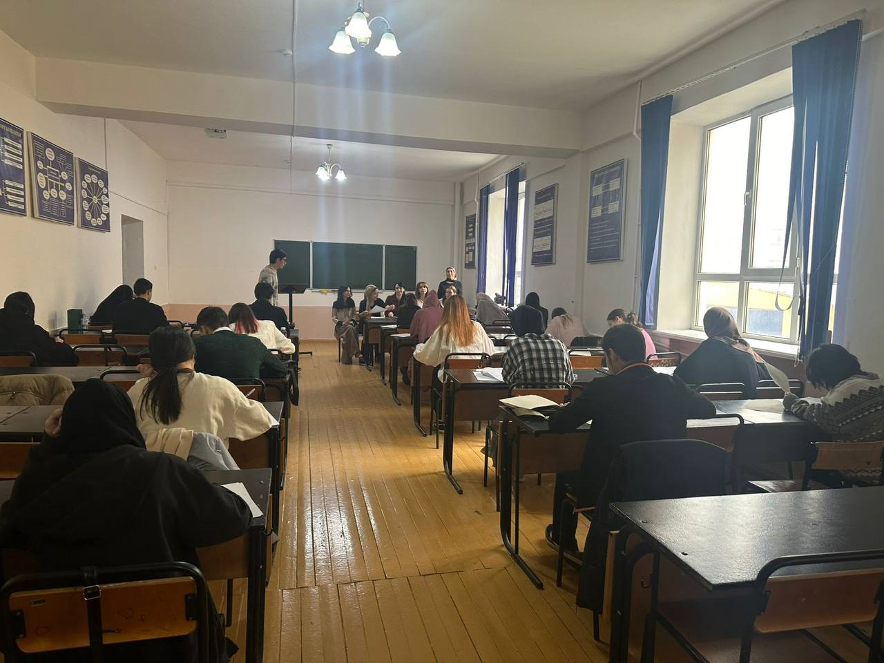 Студенты приняли участие в олимпиаде по английскому языку