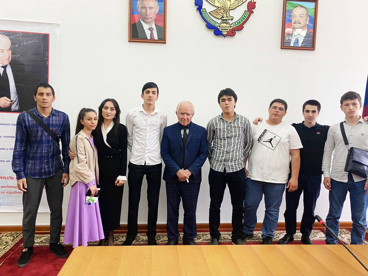 Ученый и академик Шамиль Алиев встретился со студентами