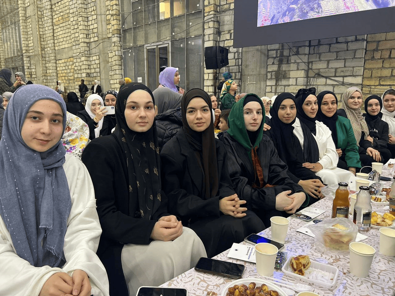 В Духовном центре им. Пророка Исы (мир Ему) прошло  мероприятие «Молодежь - наследие Пророка (мир Ему и благословение)»