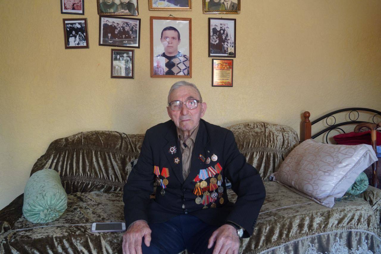 В гостях у ветерана ВОВ  Алиханича Арабова