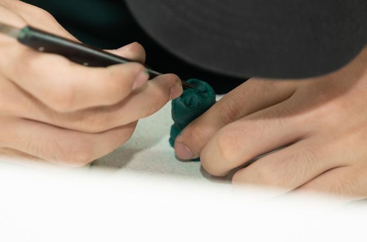 Вступительное испытание по форме «Лепка»